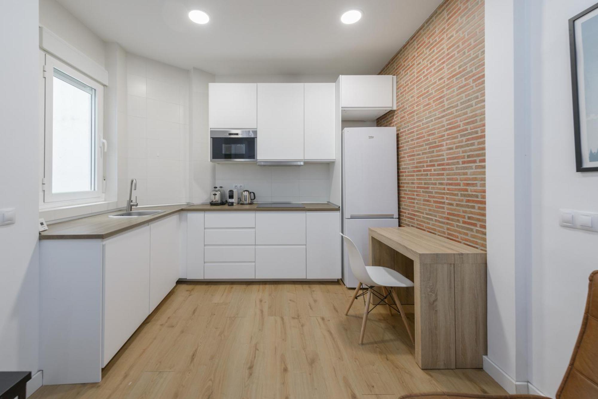 Avila Calle, Precioso Estudio En Santiago Bernabeu-Estrecho En Segundo Piso Sin Ascensor Apartamento Madri Exterior foto