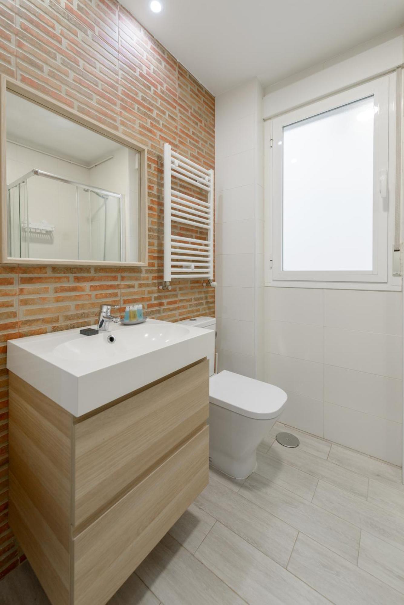 Avila Calle, Precioso Estudio En Santiago Bernabeu-Estrecho En Segundo Piso Sin Ascensor Apartamento Madri Exterior foto