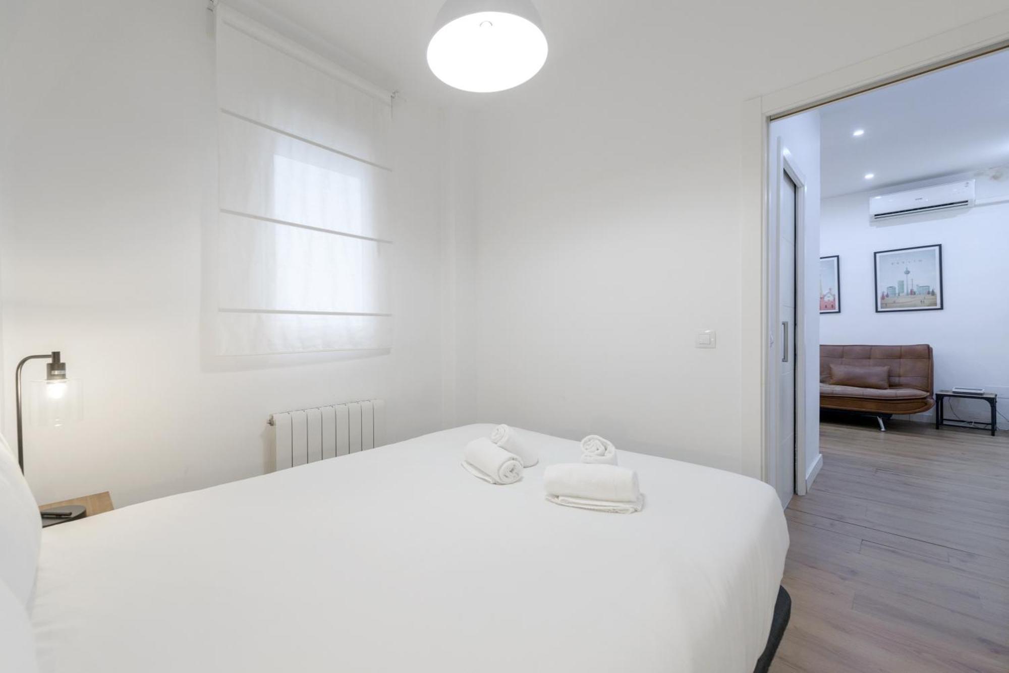 Avila Calle, Precioso Estudio En Santiago Bernabeu-Estrecho En Segundo Piso Sin Ascensor Apartamento Madri Exterior foto