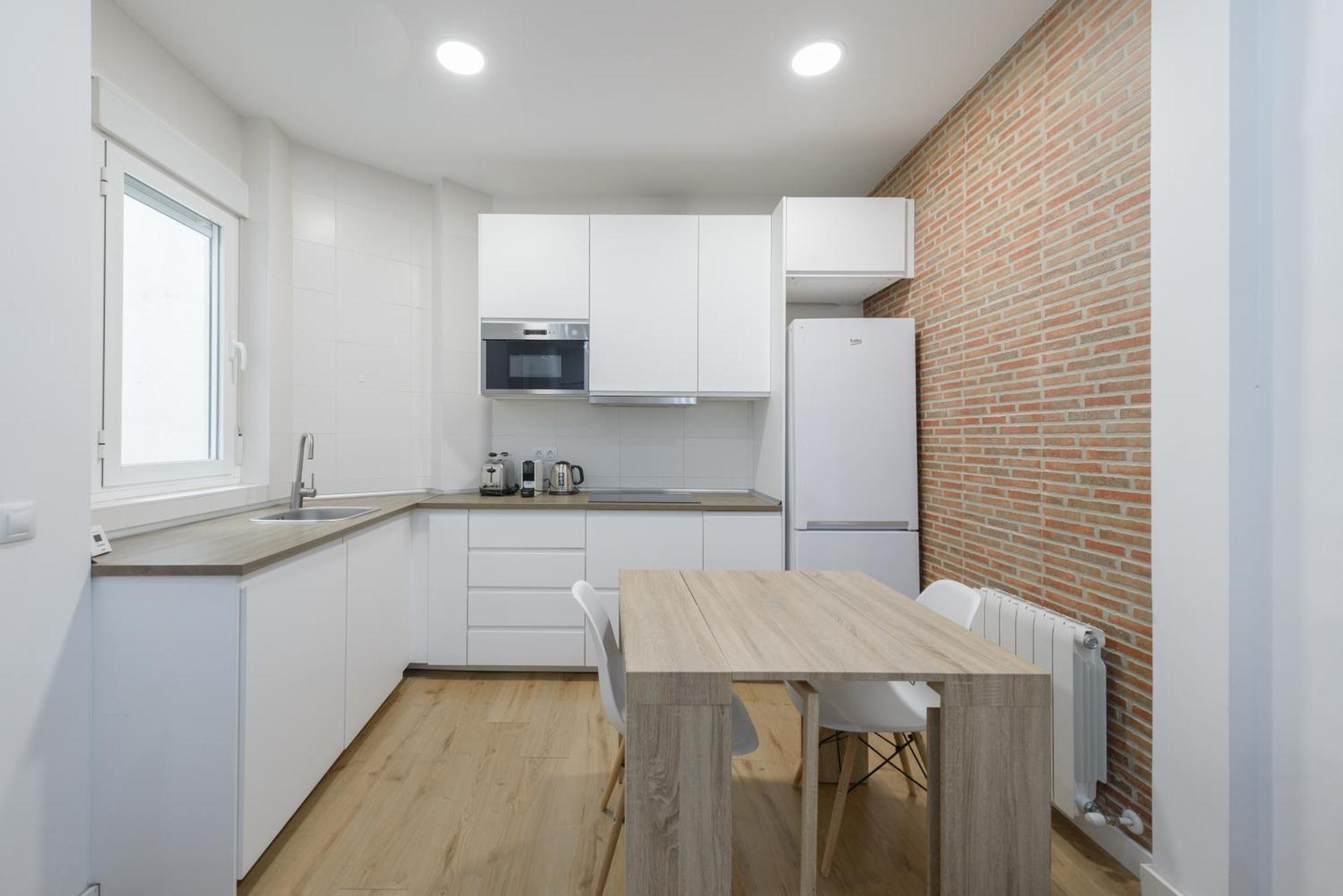 Avila Calle, Precioso Estudio En Santiago Bernabeu-Estrecho En Segundo Piso Sin Ascensor Apartamento Madri Exterior foto