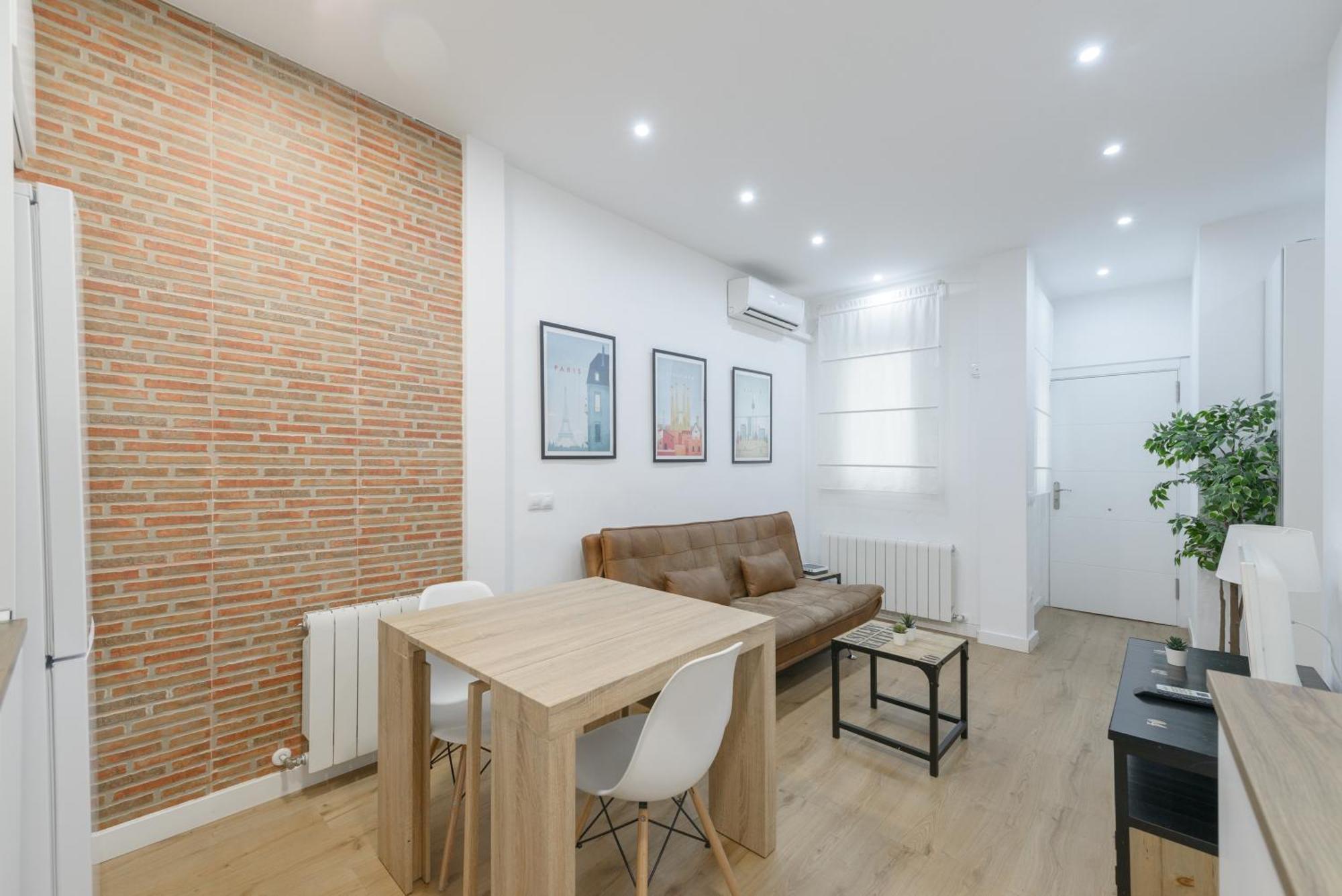 Avila Calle, Precioso Estudio En Santiago Bernabeu-Estrecho En Segundo Piso Sin Ascensor Apartamento Madri Exterior foto